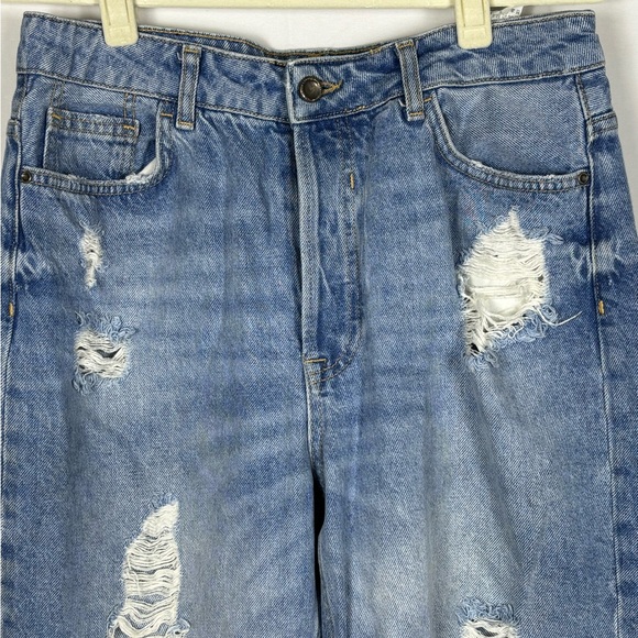 Zara Jeans Distressed Light Blue Denim Crop- size 10 - Picture 2 of 8